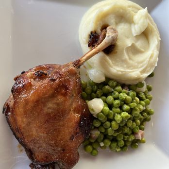 Café no Chiado - Duck confit - Portuguese Near Me - Lisbon, 11 Café no Chiado - Duck confit - Portuguese Near Me - Lisbon, 11