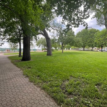 Kellogg Mall Park - Parks Near Me - Saint Paul, Minnesota