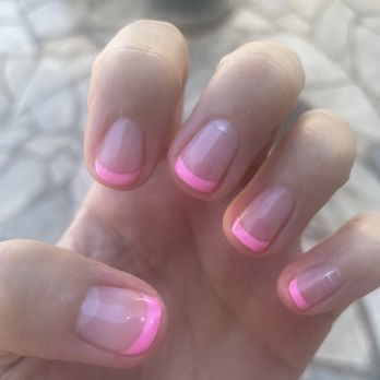 Tami-A Nails Salon - Nail Salons Near Me - Honolulu, Hawaii