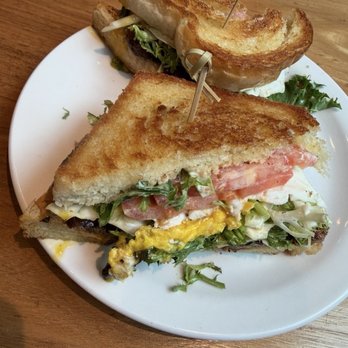 District Downtown Diner - Uncle Mike's BLT - Coffee & Tea Near Me - New Orleans, Louisiana