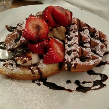 La Bouche - Belgium waffles - French Near Me - Hoboken, New Jersey