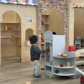 Coastal Kids Playspace - Pretend play with the vending machine - Indoor Playcenter Near Me - Long Beach, California Coastal Kids Playspace - Pretend play with the vending machine - Indoor Playcenter Near Me - Long Beach, California