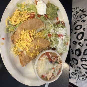 Los Reyes Mexican Restaurant - Beef & Chicken tacos with some delicious tortilla soup. - Mexican Near Me - Cedar Park, Texas Los Reyes Mexican Restaurant - Beef & Chicken tacos with some delicious tortilla soup. - Mexican Near Me - Cedar Park, Texas