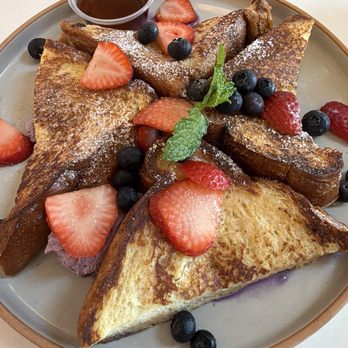 Breezy - Ube whipped cream classic French toast - Breakfast & Brunch Near Me - San Juan Capistrano, California
