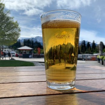 Pub On Wharf - Love the outdoor patio - Pubs Near Me - Queenstown, OTA