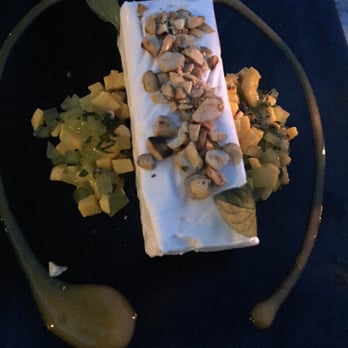Restaurante Mezzanine - Tropical cheesecake - Thai Near Me - Tulum, ROO