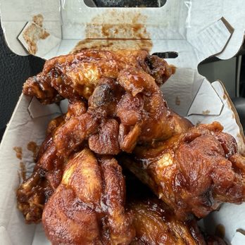 Buffalo Wild Wings - Sports Bars Near Me - Surprise, Arizona