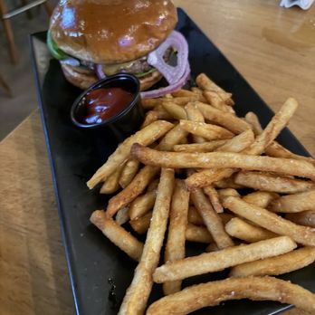 BLVD Park - Sports Bars Near Me - Houston, Texas BLVD Park - Sports Bars Near Me - Houston, Texas