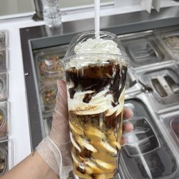 lg Reeses Peanut Butter Sundae Dasher ‍