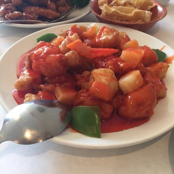 LC's Asian Kitchen - Sweet and Sour Chicken - Chinese Near Me - Madison Heights, Michigan