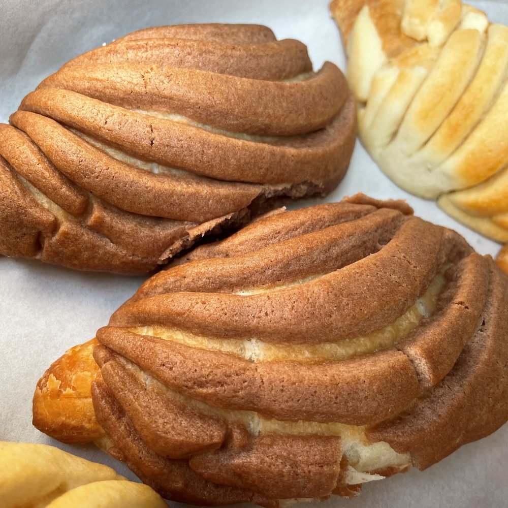 The Donut Makers - CRONCHA - Donuts Near Me - Garden Grove, California The Donut Makers - CRONCHA - Donuts Near Me - Garden Grove, California