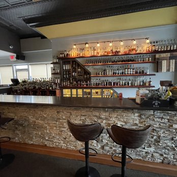 The Maine Course - Bar - New American Near Me - Quincy, Illinois The Maine Course - Bar - New American Near Me - Quincy, Illinois