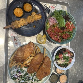 California Fish Grill - Seafood Near Me - Palmdale, California California Fish Grill - Seafood Near Me - Palmdale, California