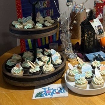 Stanwood Cupcakes - Cupcakes for the surfs up birthday boy for the rest of the party - Ice Cream & Frozen Yogurt Near Me - Stanwood, Washington