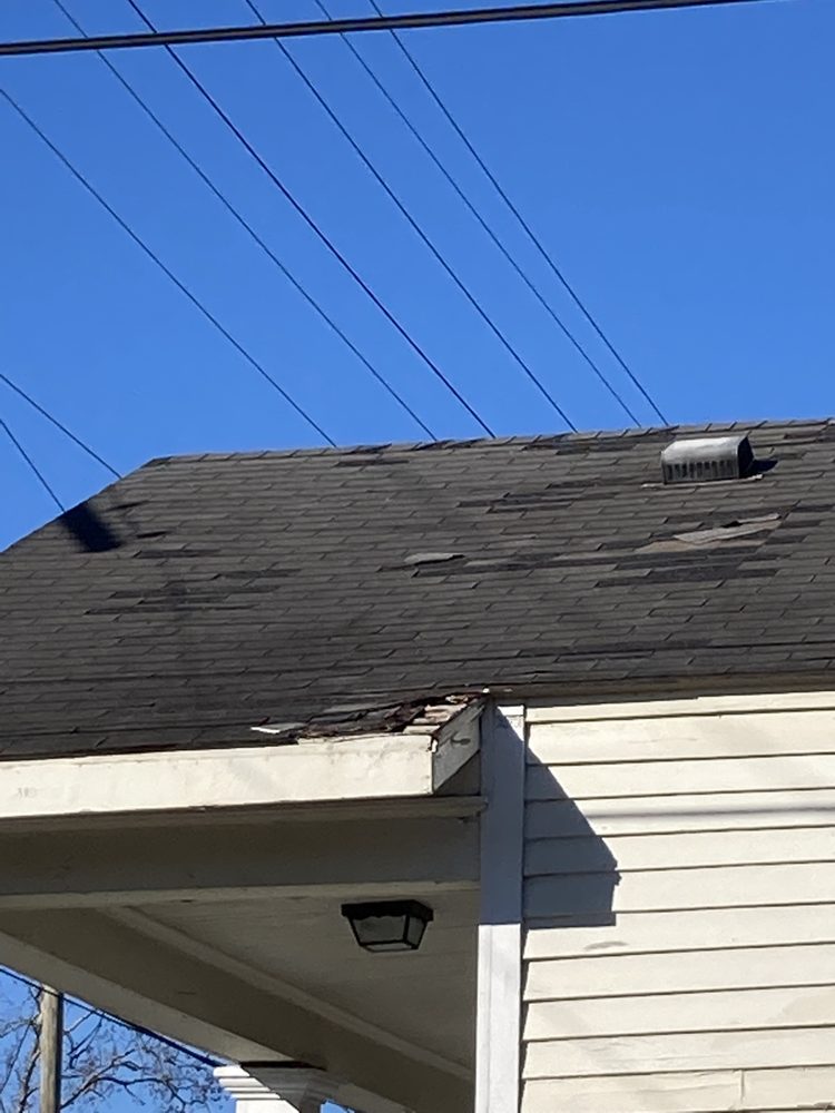 Slide of Pablo’s Roofing & Construction