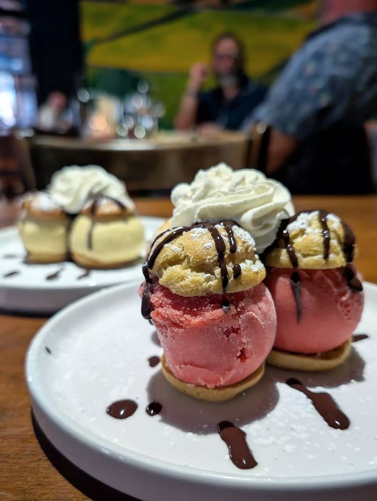 Social spots from Lento Restaurant