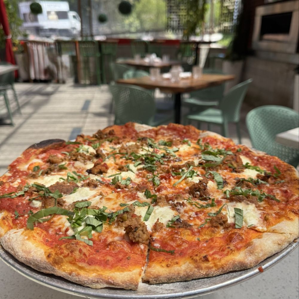 Campanella - Meatball & Ricotta Pizza - Italian Near Me - Sebastopol, California Campanella - Meatball & Ricotta Pizza - Italian Near Me - Sebastopol, California