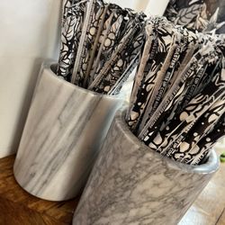 Love their branded paper straws!