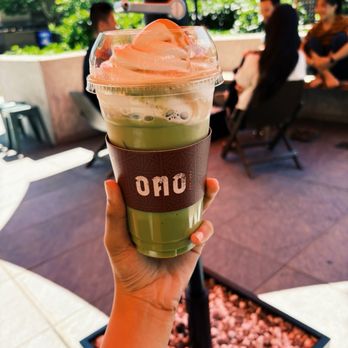 OMO Thai Tea - Green Thai tea (50% sugar) with coconut and Thai tea swirled soft serve - Bubble Tea Near Me - Bellevue, Washington OMO Thai Tea - Green Thai tea (50% sugar) with coconut and Thai tea swirled soft serve - Bubble Tea Near Me - Bellevue, Washington