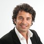 Photo of Dr Armand Boloorchi