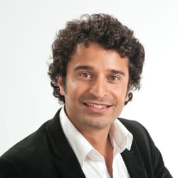 Dr Armand Boloorchi