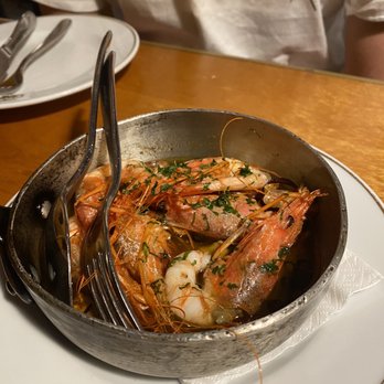 Cañete - Cañete style prawns with garlic - Tapas/Small Plates Near Me - Barcelona, B Cañete - Cañete style prawns with garlic - Tapas/Small Plates Near Me - Barcelona, B