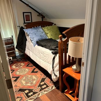 Balcony Guest House - Second bed - Bed & Breakfast Near Me - New Orleans, Louisiana
