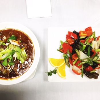 Royal Feast - Poached beef in hot oil and sautéed mixed vegetables! Amazing food. - Chinese Near Me - Millbrae, California Royal Feast - Poached beef in hot oil and sautéed mixed vegetables! Amazing food. - Chinese Near Me - Millbrae, California