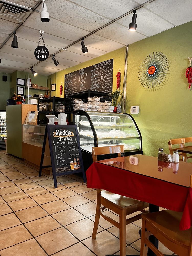 Sabor Real Restaurant Logo