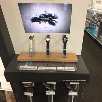 Best Buy - Garmin display.  Oh there's the inventory. - Electronics Near Me - Tustin, California