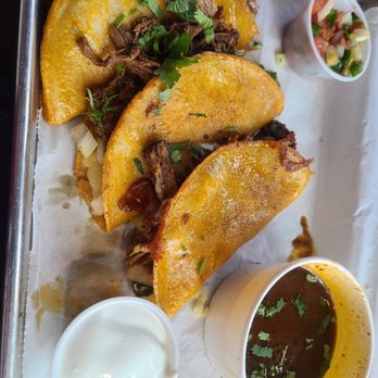 Agave & Rye - Indianapolis - Birria Tacos - New American Near Me - Indianapolis, Indiana