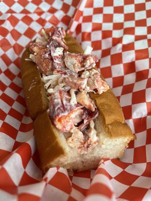 Maine-ly Sandwiches by null
