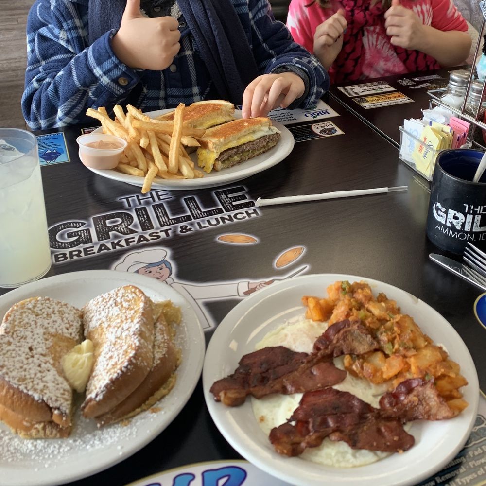 Round Up with French toast and Santa Fe Burger! Delish!!! Round Up with French toast and Santa Fe Burger! Delish!!!