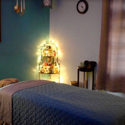 Circle of Light Massage - Their lovely, warm and inviting massage rooms