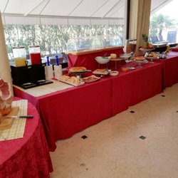 Hotel Cyrano - Buffet con ogni cosa!