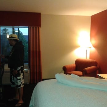 Hampton Inn Fremont - Another view of a king room - Hotels Near Me - Fremont, California Hampton Inn Fremont - Another view of a king room - Hotels Near Me - Fremont, California