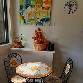 Girakofi - Quiet corner - (1 September 2021) - Coffee & Tea Near Me - Stowe, Vermont Girakofi - Quiet corner - (1 September 2021) - Coffee & Tea Near Me - Stowe, Vermont