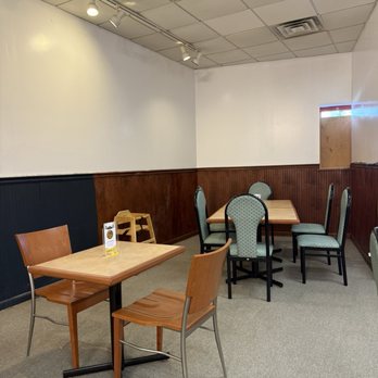 Dragon City - Inside - Chinese Near Me - Bellevue, Pennsylvania Dragon City - Inside - Chinese Near Me - Bellevue, Pennsylvania