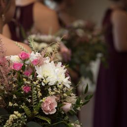 Bridesmaid bouquets designed by Paula Bridesmaid bouquets designed by Paula