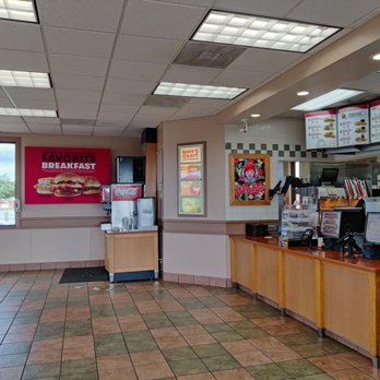 Wendy's - Spacious interior - Fast Food Near Me - Pearl City, Hawaii Wendy's - Spacious interior - Fast Food Near Me - Pearl City, Hawaii