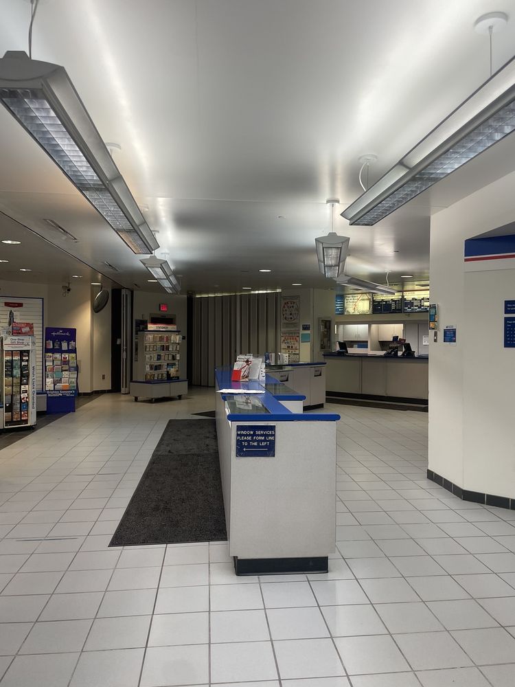 US POST OFFICE Updated October 2024 5001 Northwest Dr, Saint Paul