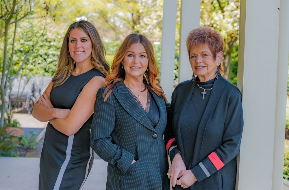 CHAR TAYLOR REAL ESTATE 2407 E Mill Plain Blvd, Vancouver, Washington Real Estate Agents