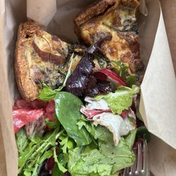 Bacon carrot quiche with salad