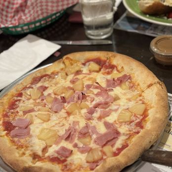 Ciro's Italian Eatery - Hawaiiana Pizza 12" Medium - Pizza Near Me - Elkton, Virginia Ciro's Italian Eatery - Hawaiiana Pizza 12" Medium - Pizza Near Me - Elkton, Virginia