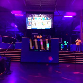 Sky Zone Trampoline Park - Dj - Trampoline Parks Near Me - Richmond, Virginia Sky Zone Trampoline Park - Dj - Trampoline Parks Near Me - Richmond, Virginia