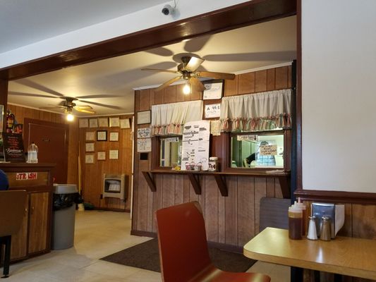 Grady's Barbecue by null