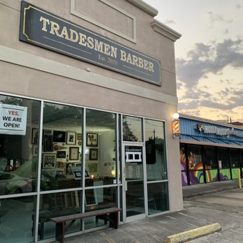 Tradesmen Barber - Our sign before our overhanging lights when up. - Barbers Near Me - Houston, Texas Tradesmen Barber - Our sign before our overhanging lights when up. - Barbers Near Me - Houston, Texas