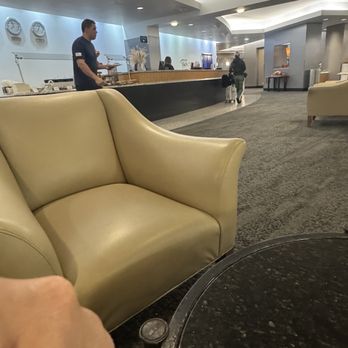 Delta Sky Club - Delta Sky Club - Airport Lounges Near Me - Hebron, Kentucky