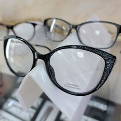 Bob Ham Eyewear - Beautiful and stylish ladies eyewear in Jacksonville FL. Thanks for supporting small businesses in Jacksonville! Bob Ham Eyewear