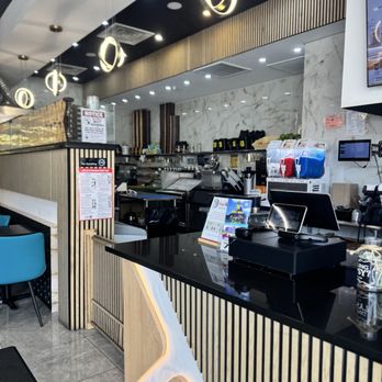 Bora Bora Smoothie Cafe - Creperies Near Me - Brooklyn, New York